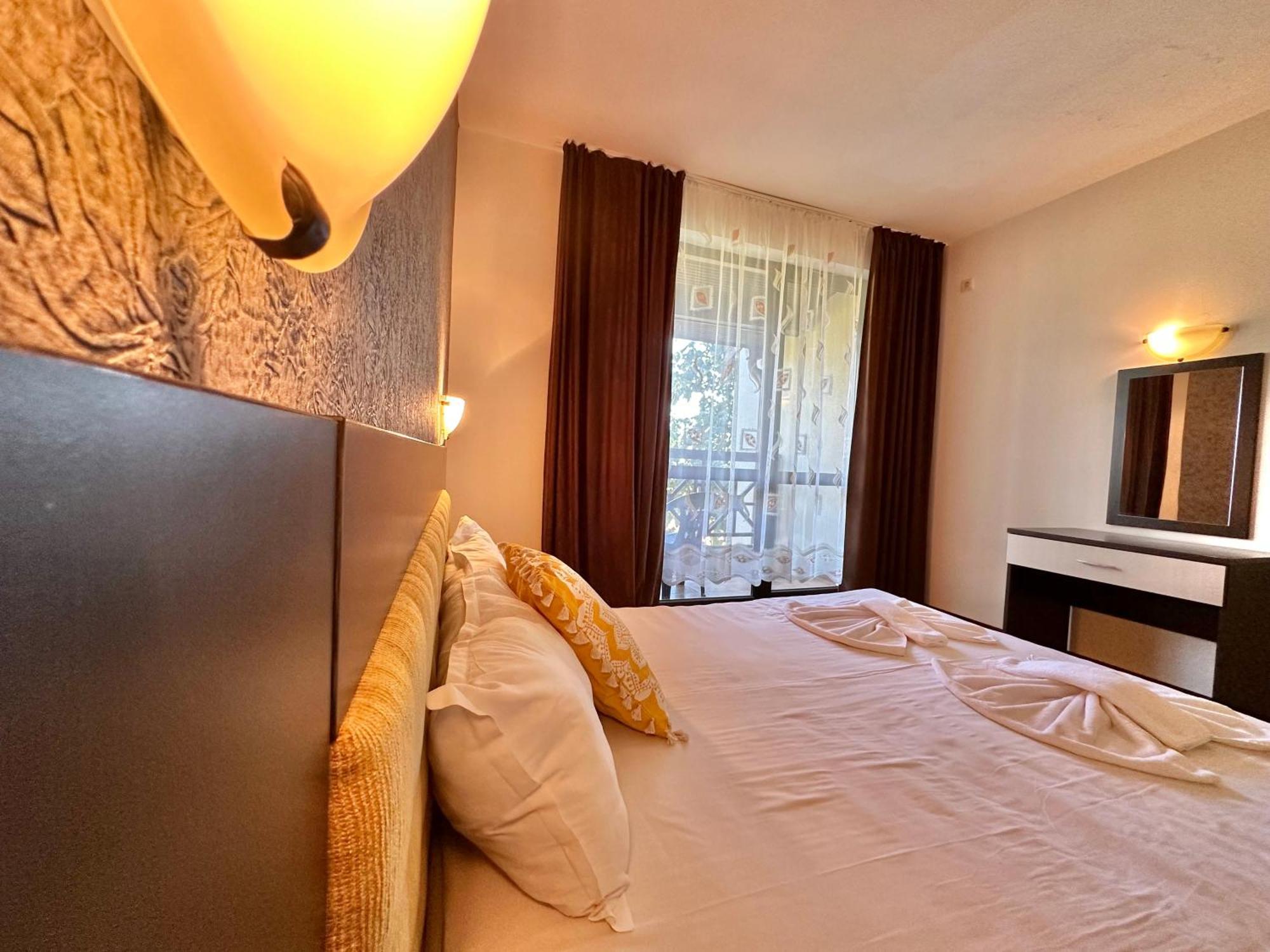 Menada Imperial Heights Villas Sunny Beach Dış mekan fotoğraf