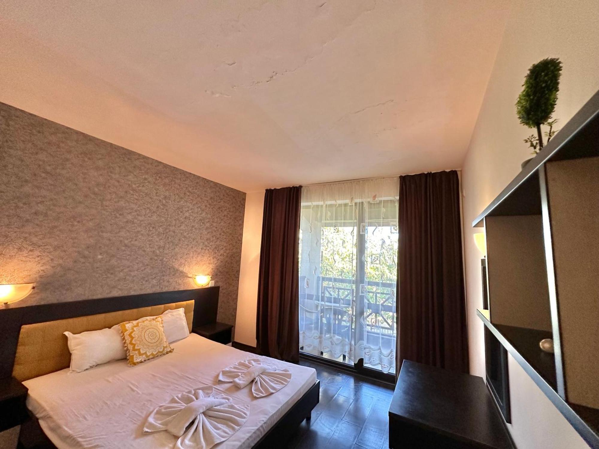 Menada Imperial Heights Villas Sunny Beach Dış mekan fotoğraf