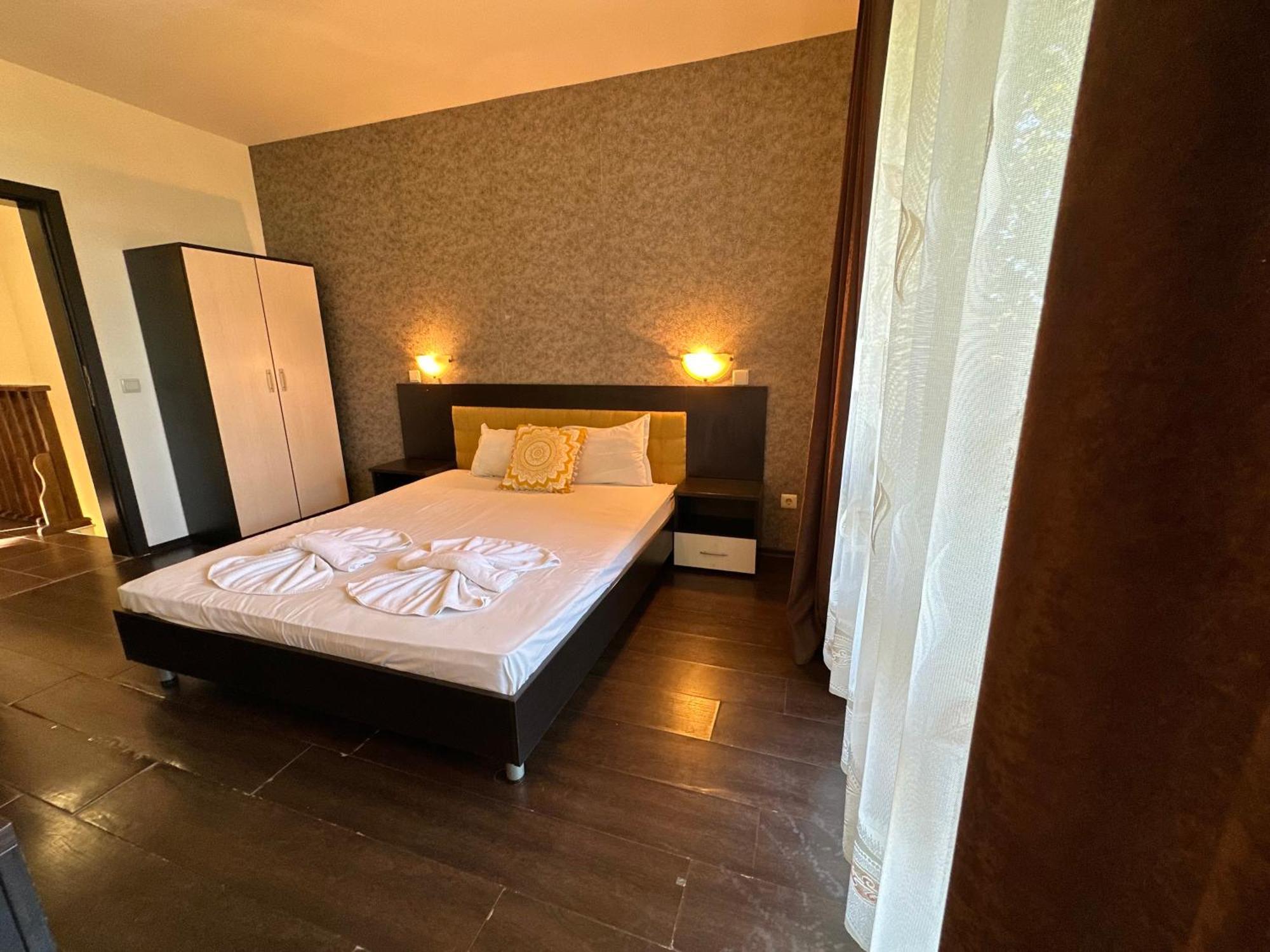 Menada Imperial Heights Villas Sunny Beach Dış mekan fotoğraf