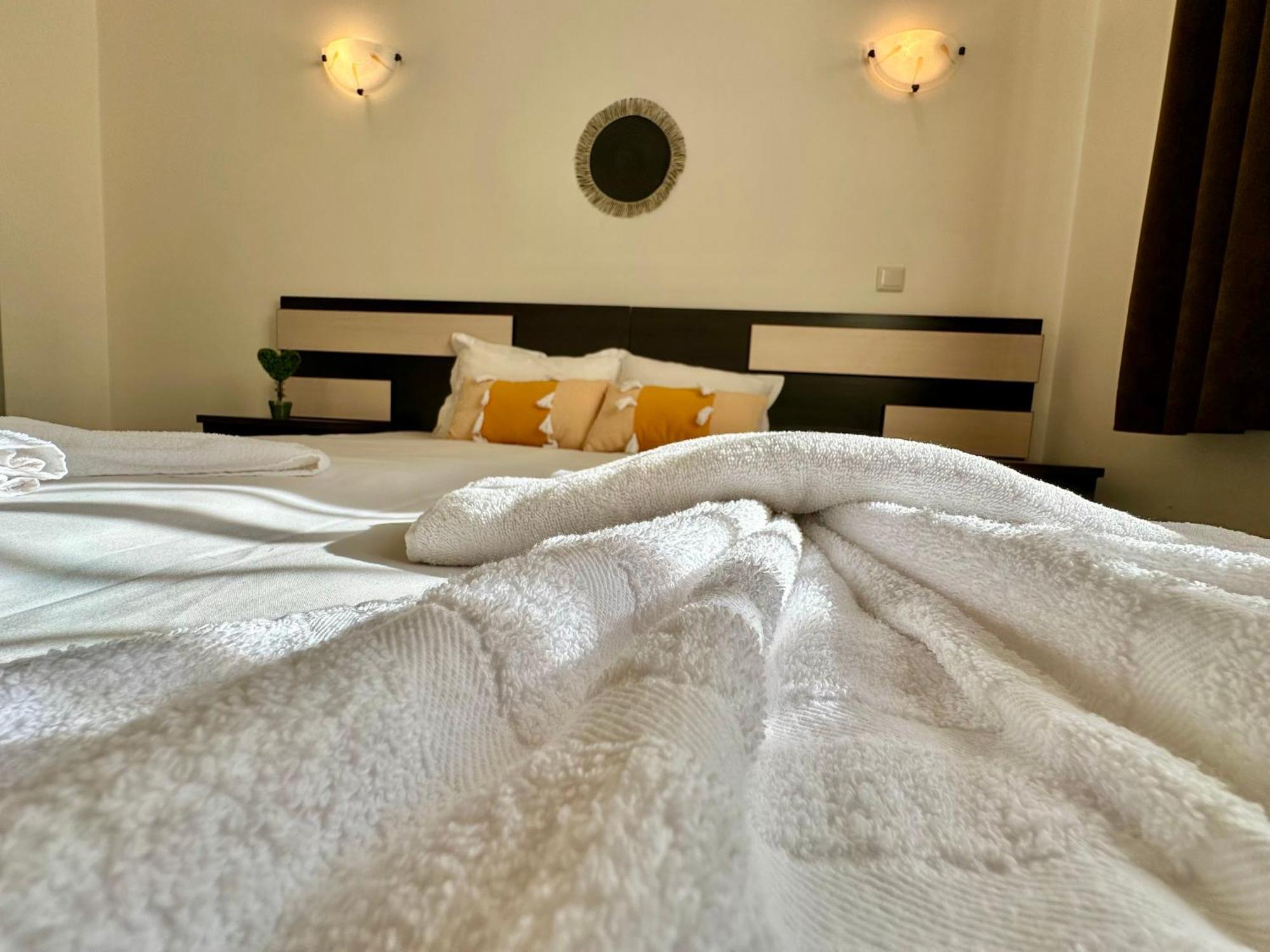 Menada Imperial Heights Villas Sunny Beach Dış mekan fotoğraf