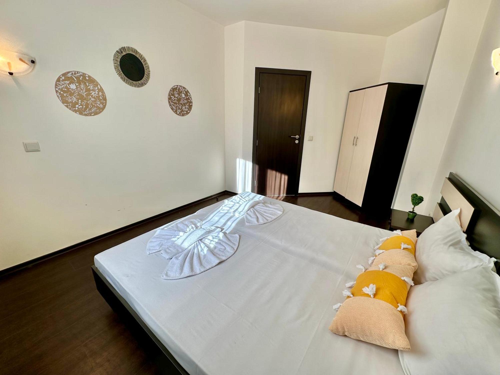 Menada Imperial Heights Villas Sunny Beach Dış mekan fotoğraf