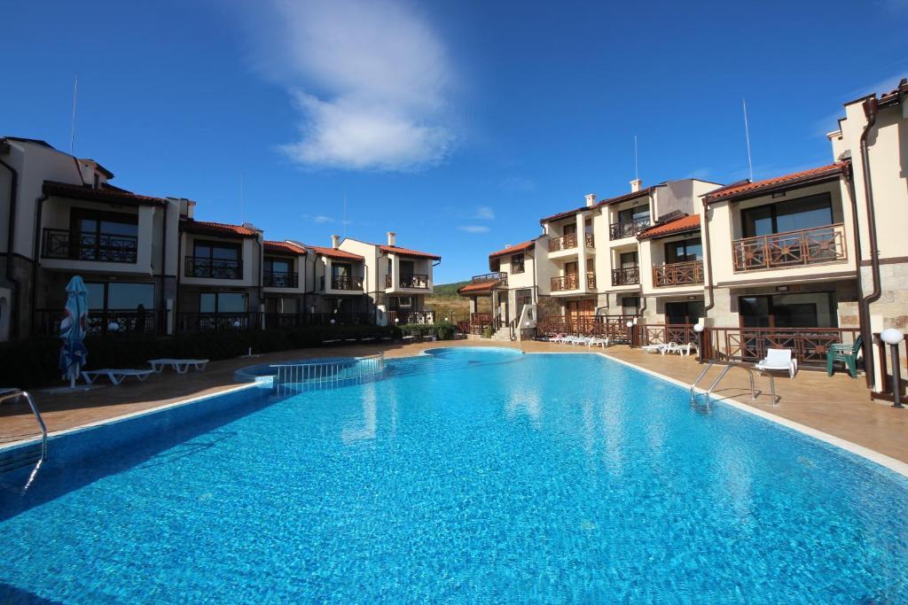 Menada Imperial Heights Villas Sunny Beach Dış mekan fotoğraf